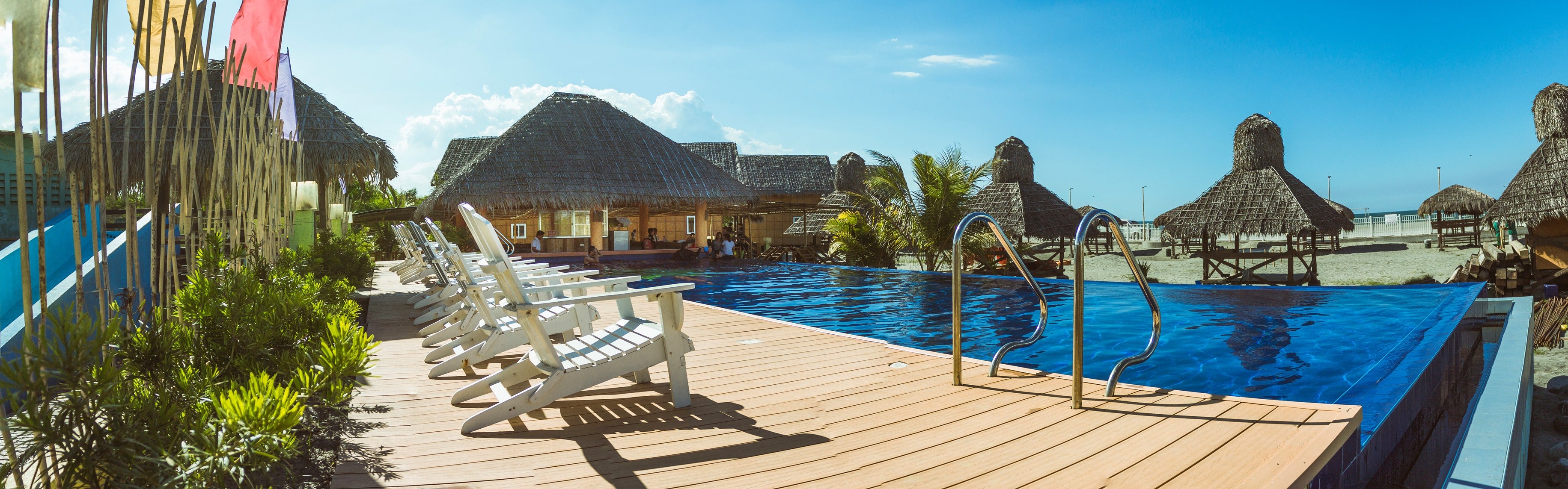Beachside pool of El Puerto Marina Beach Resort