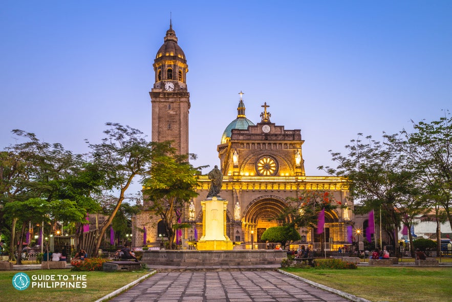 Plaza Roma with a view of Manila Cathedral inside Intramuros Plaza Roma with a view of Manila Cathedral inside Intramuros