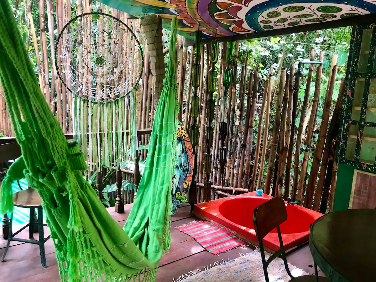 Outdoor lounge of Subic Green Tree House