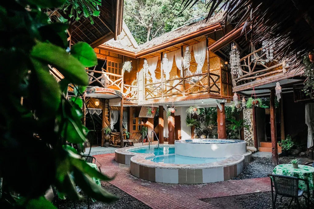 Natura Vista's pool area