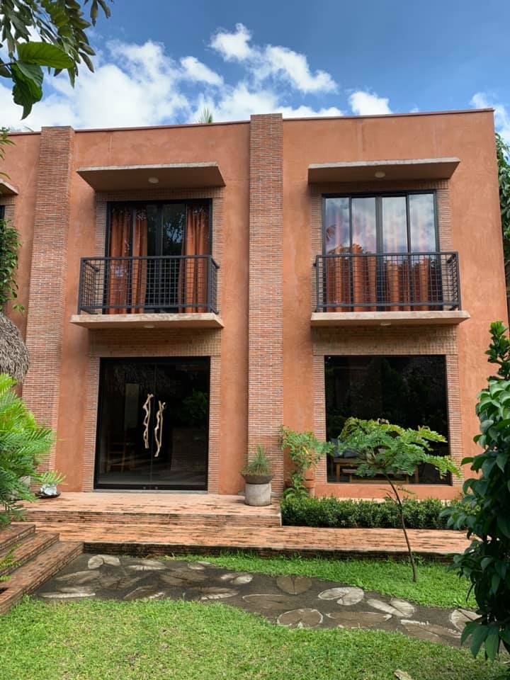 Facade of Hele Bed and Breakfast Facade of Hele Bed and Breakfast