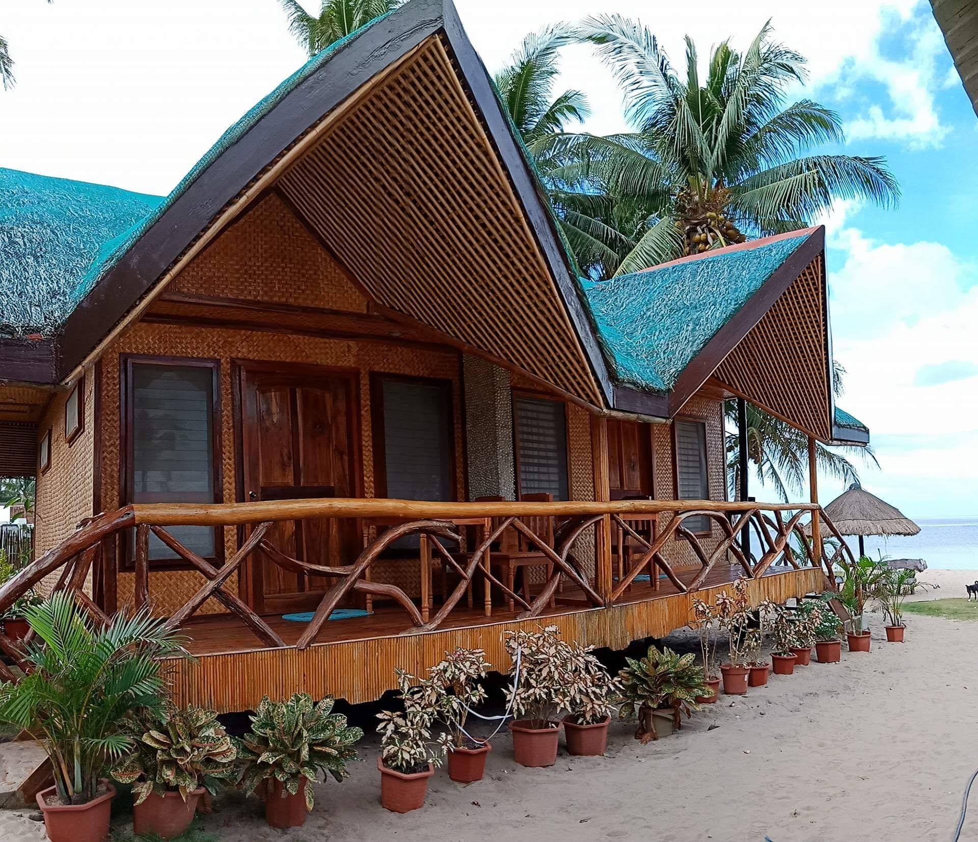 Cottages at Peak View Resort & Restaurant