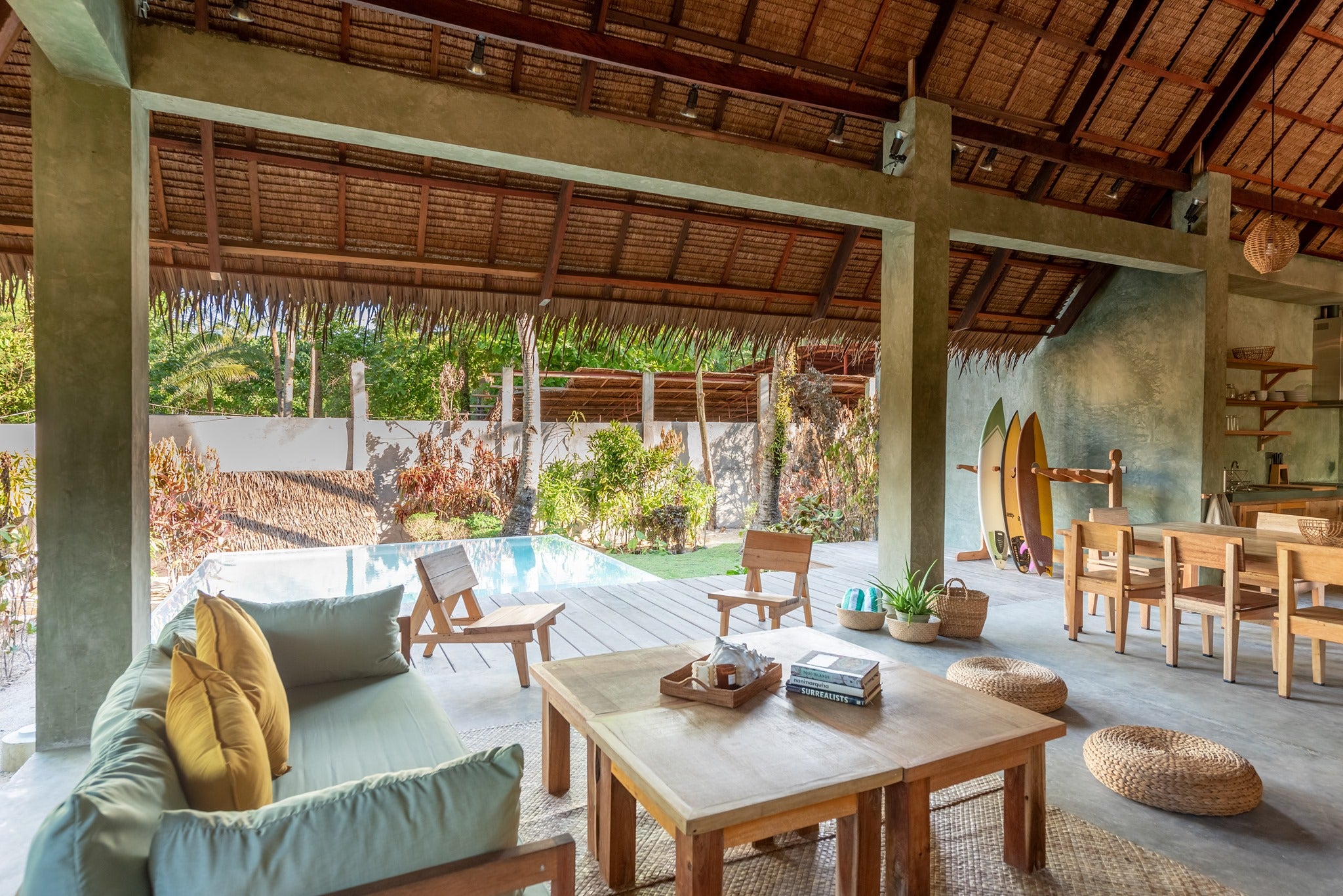 Bravo Beach Resort's lounge area