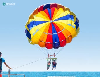 Parasailing experience in Boracay