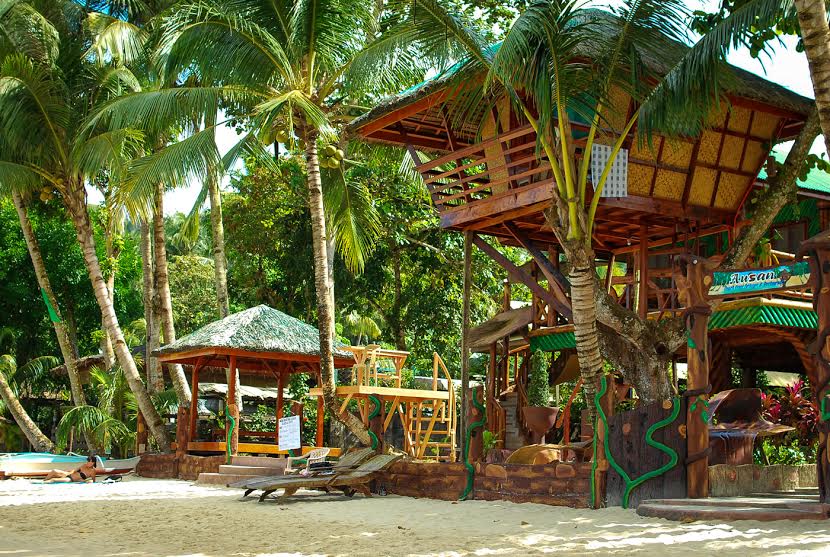 Ausan Beach Front Cottages & Restaurant
