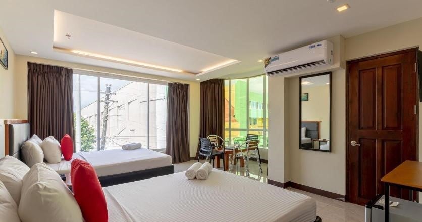 Paopao Hotel's executive suite room Paopao Hotel's executive suite room