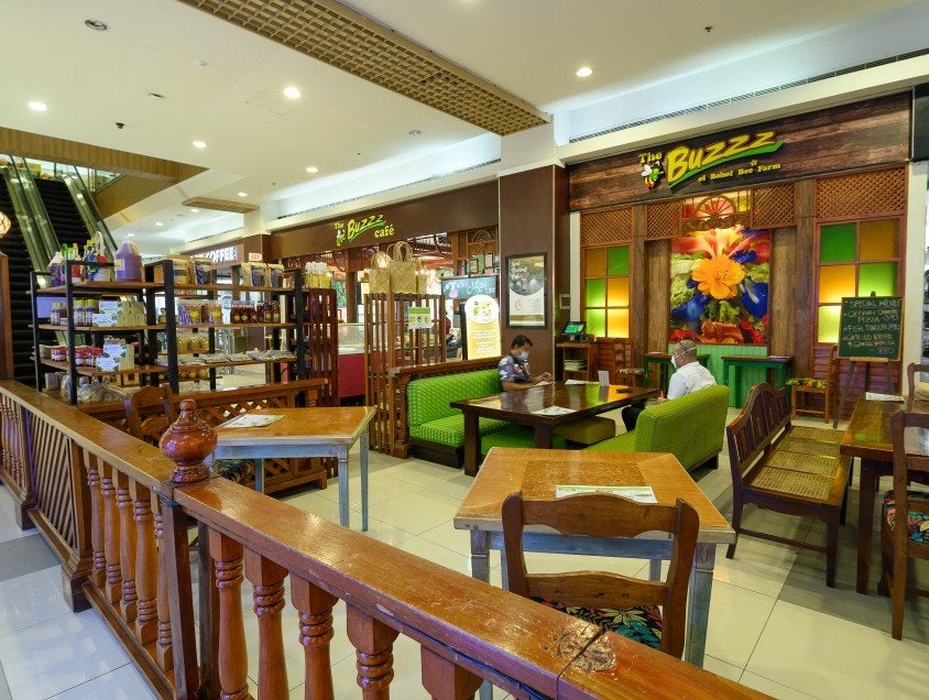 Buzzz Cafe in Tagbilaran City