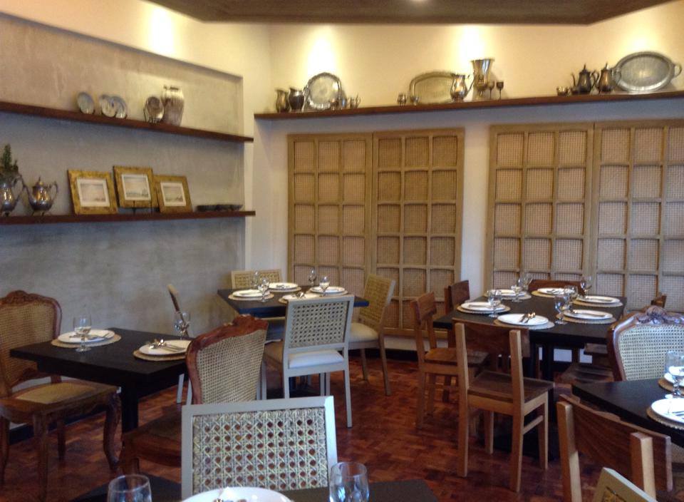 Provenciano's interior