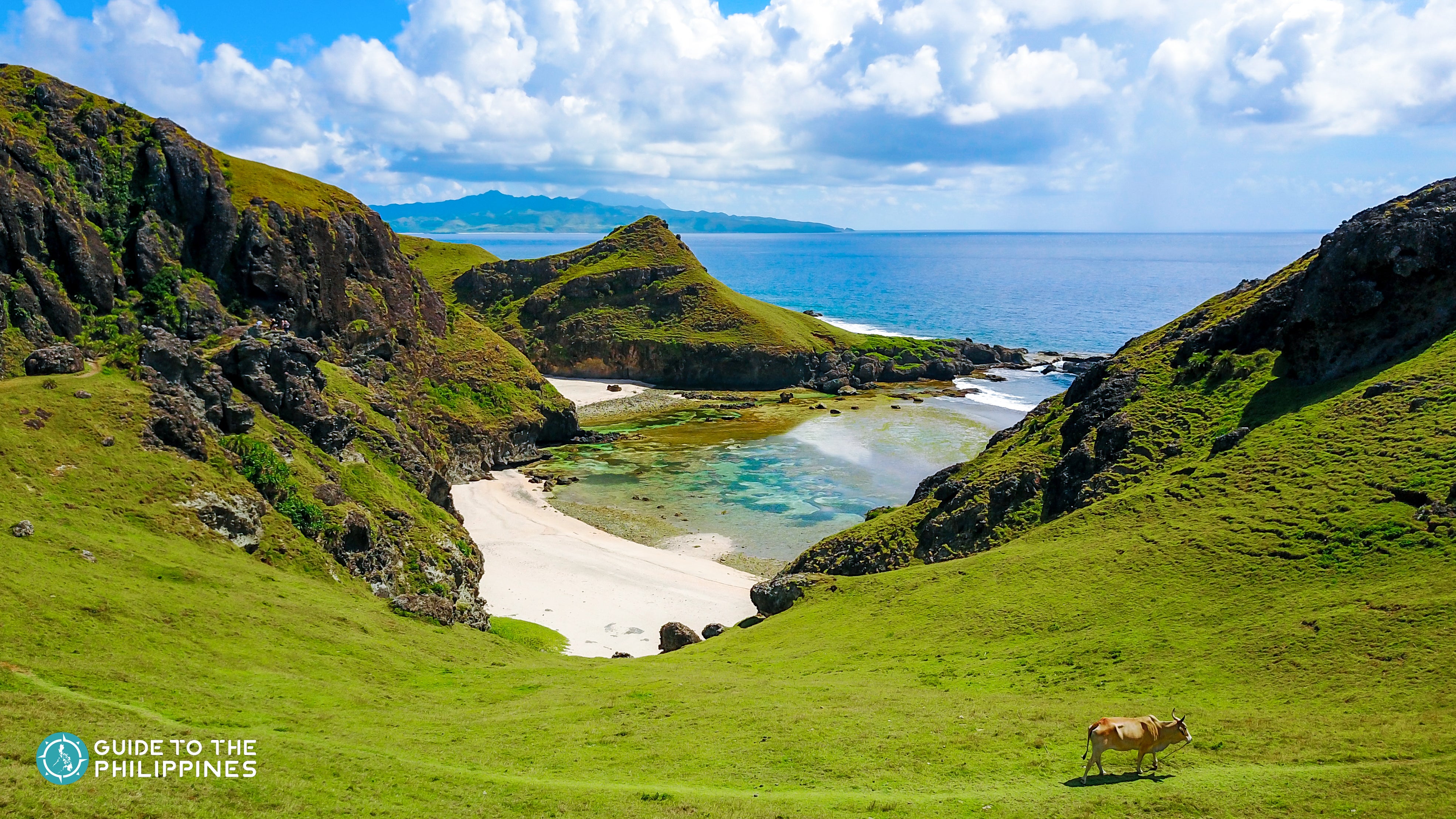 Chamantad Ti&ntilde;an Cove in Batanes