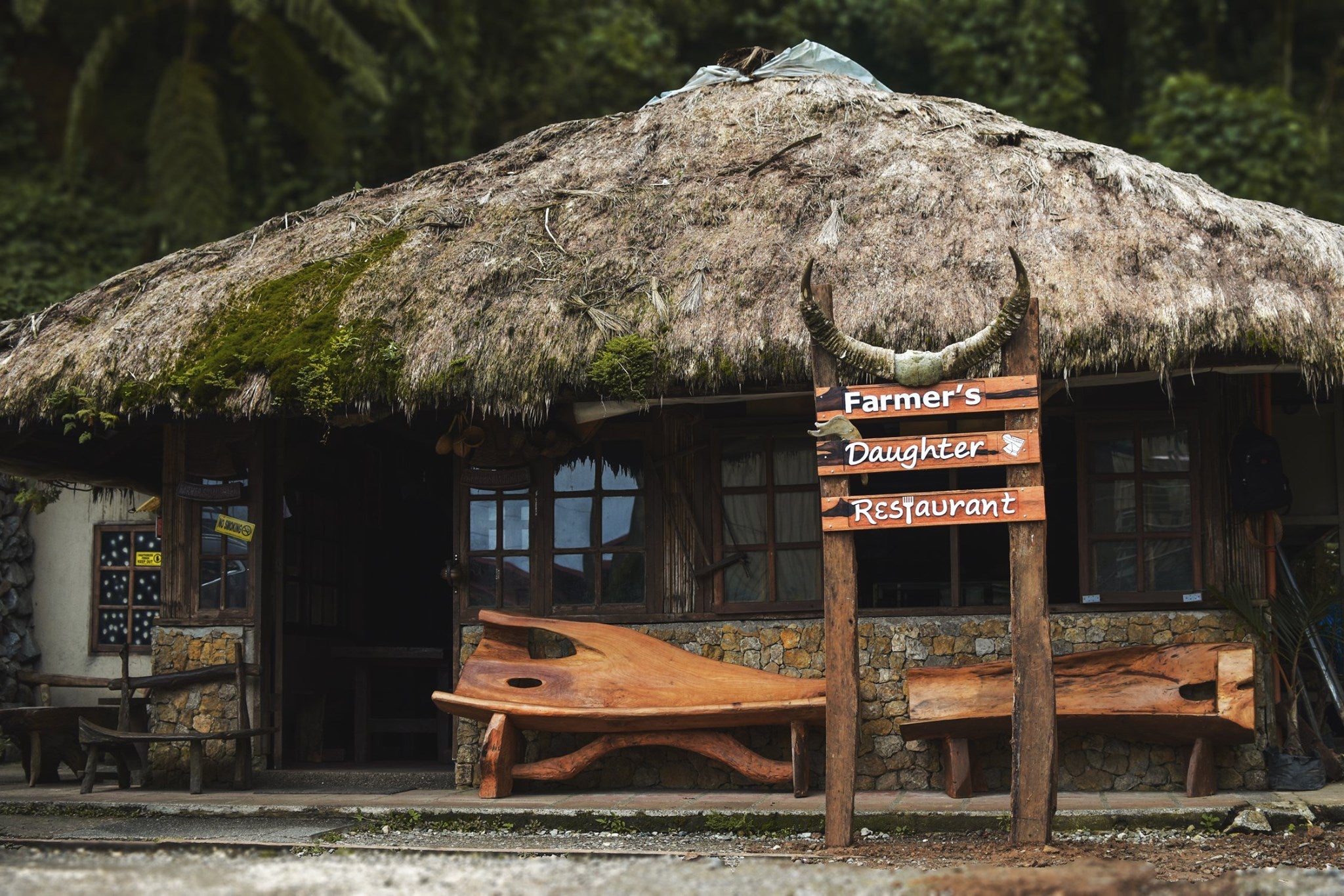 Exterior of Farmer's Daughter