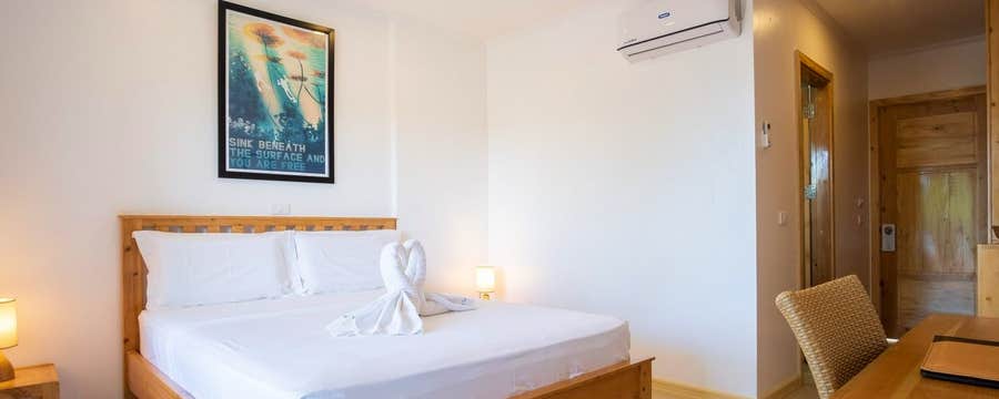 4D3N Cebu Seaview Dive Resort Moalboal Package with Airfare from Manila & Island Hopping Tour