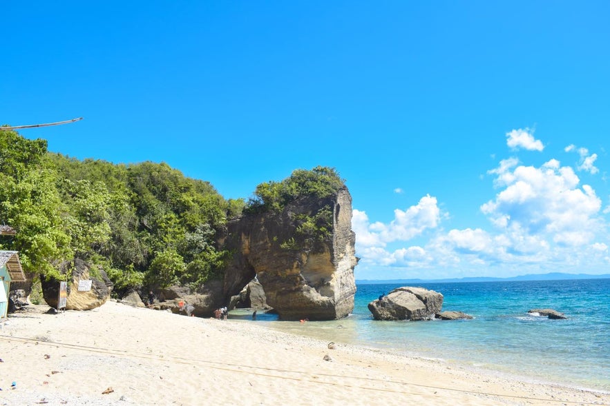 The Ungab Rock Formation in Mongpong Island The Ungab Rock Formation in Mongpong Island