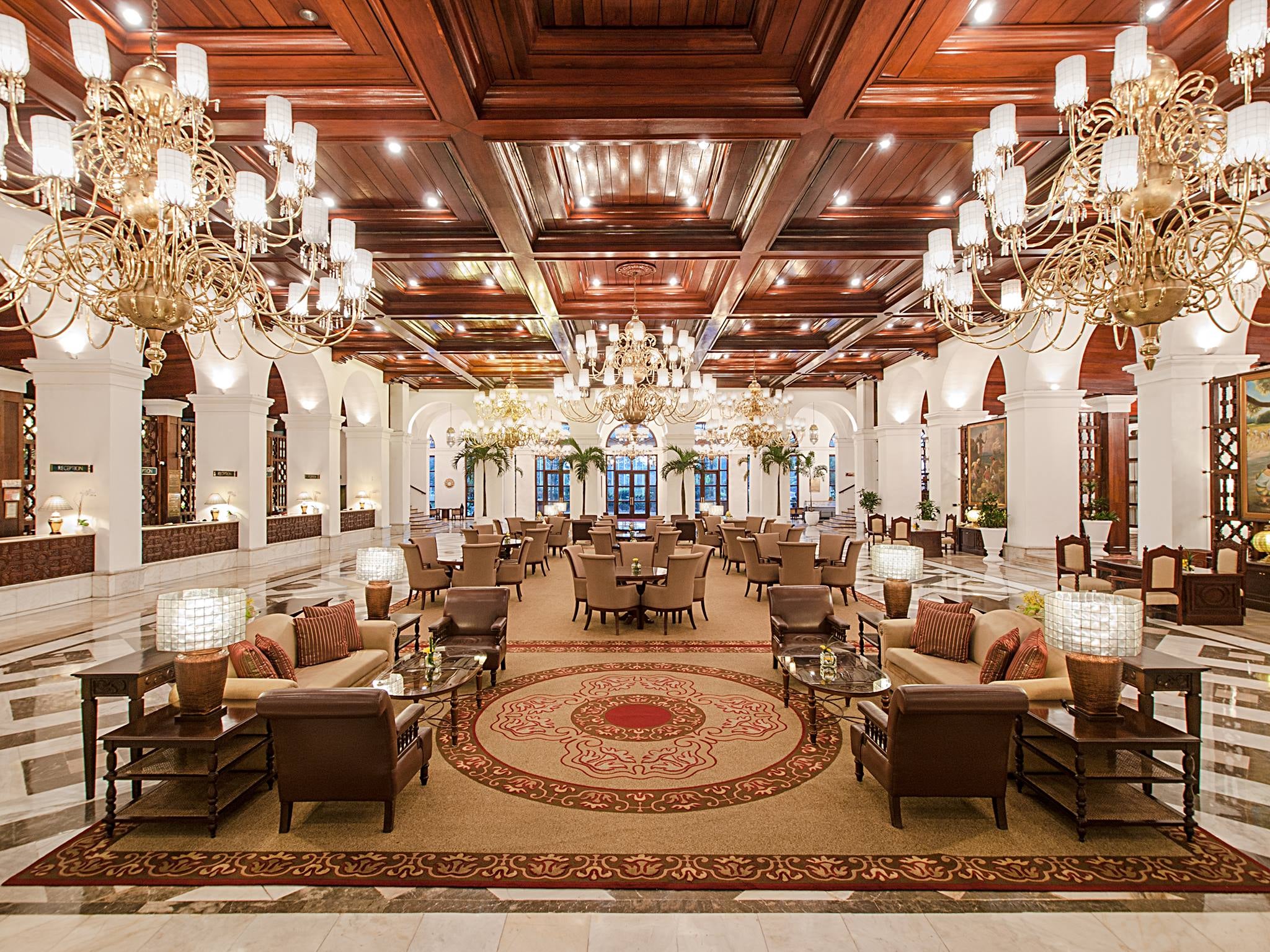 The Manila Hotel's lobby