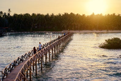 Cloud 9, General Luna, Siargao