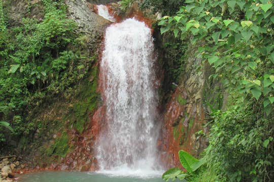 Dumaguete Pulangbato Falls & Hot Spring Tour with Lunch & Transfers