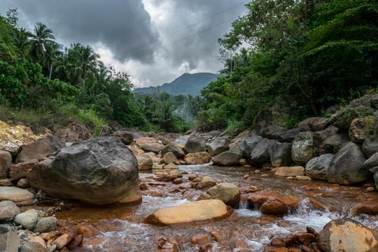 Dumaguete City Attractions, Pulangbato Falls & Hot Spring Tour with Lunch & Transfers