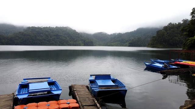 Balinsasayao Twin Lakes Nature Day Tour with Lunch & Transfers from Dumaguete or Sibulan
