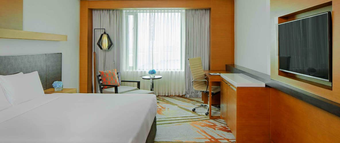 Radisson Blu Cebu - Superior Room