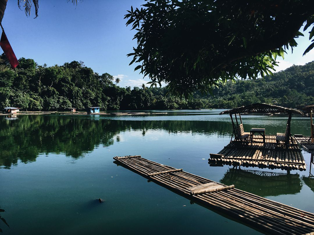 Bamboo rafts on Lake Muhikap