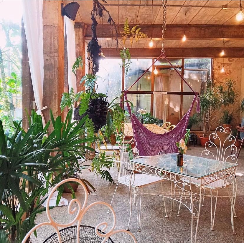 Burrow Cafe's interior