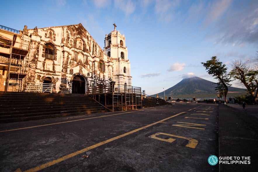 Daraga Church and Mount Mayon Daraga Church and Mount Mayon