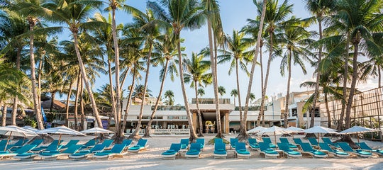 Top banner_Henann Crystal Sands' beachfront.jpg