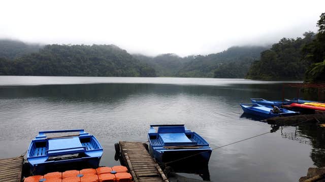 Negros Oriental Casaroro Falls & Twin Lakes Balinsasayao Tour from Dumaguete with Lunch