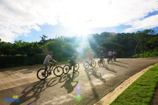 Boracay Island Bike Tour to Inland Attractions with Snacks & Guide