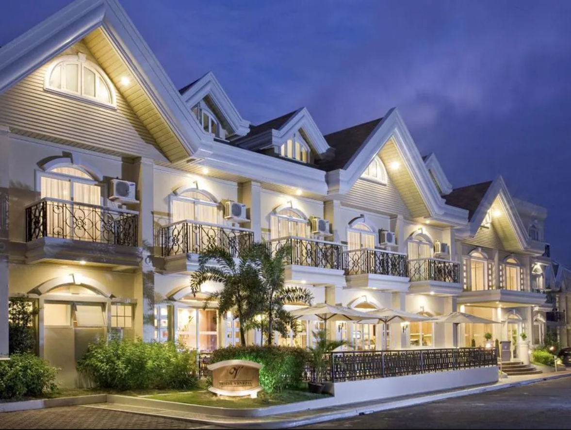 Hotel Venezia exterior