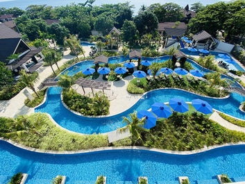 2D1N La Union Package | Aureo Hotel with Breakfast