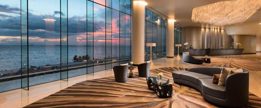 Manila Quarantine at Conrad Hotel with Meals, Transfer, RT-PCR & Virtual Tours
