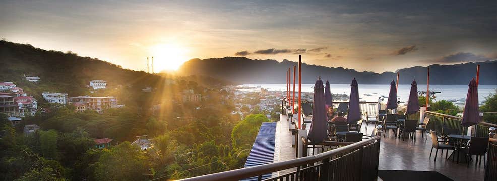 Low-Cost 5-Day Palawan Island Package at Skylodge Resort in Coron Town with Island Hopping Tour