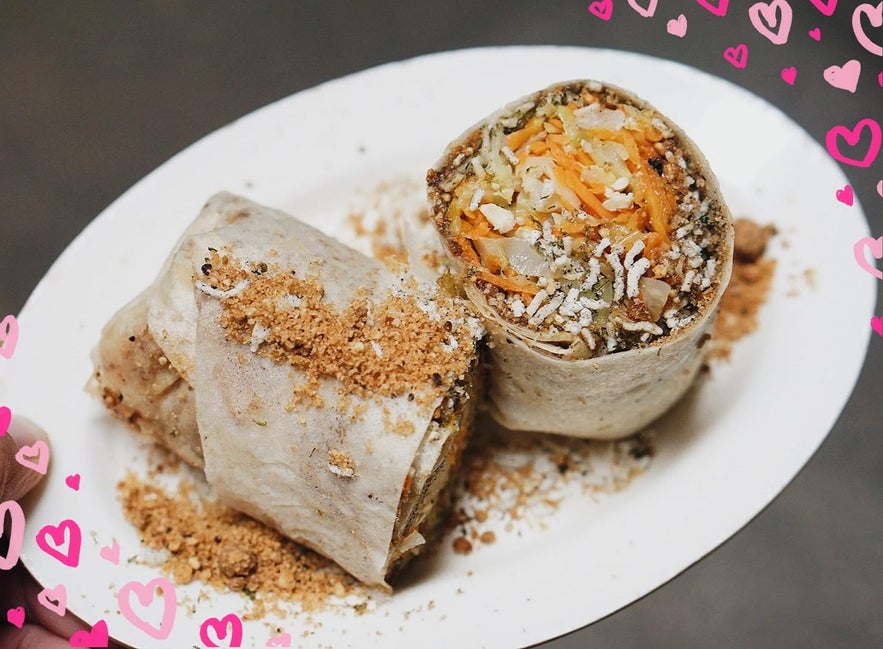 New Po Heng Lumpia House's fresh lumpia New Po Heng Lumpia House's fresh lumpia