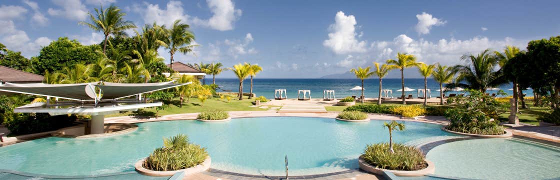 5-Day Stunning Sightseeing Package to Albay at Misibis Bay Resort with Airfare & Transfers