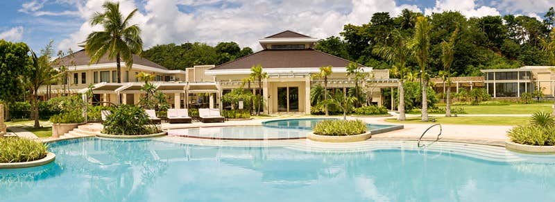 5-Day Stunning Sightseeing Package to Albay at Misibis Bay Resort with Airfare & Transfers