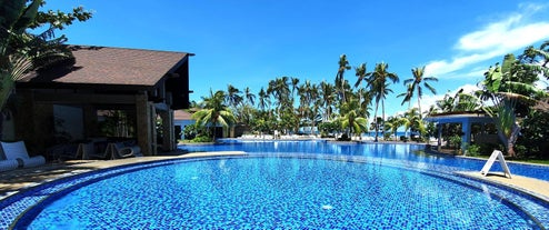 Swimming Pool at Movenpick Resort & Spa Boracay