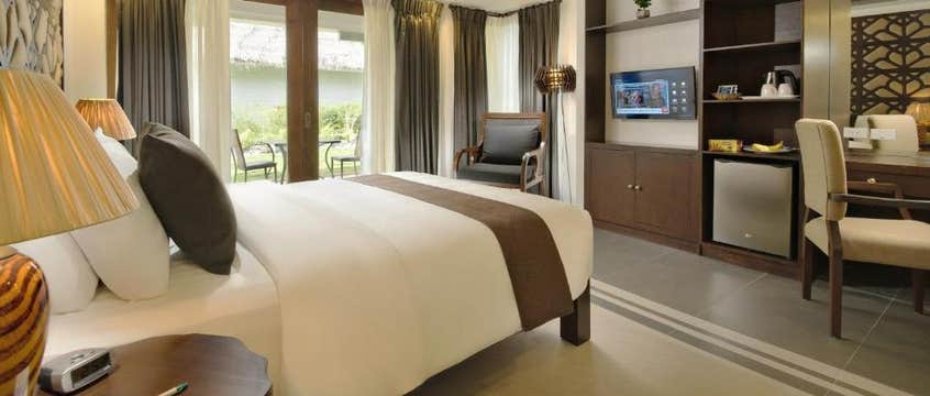Incredible 4-Day Bohol Island Tour Package at Mithi Resort & Spa with Local Flights