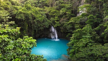 宿雾卡瓦山瀑布