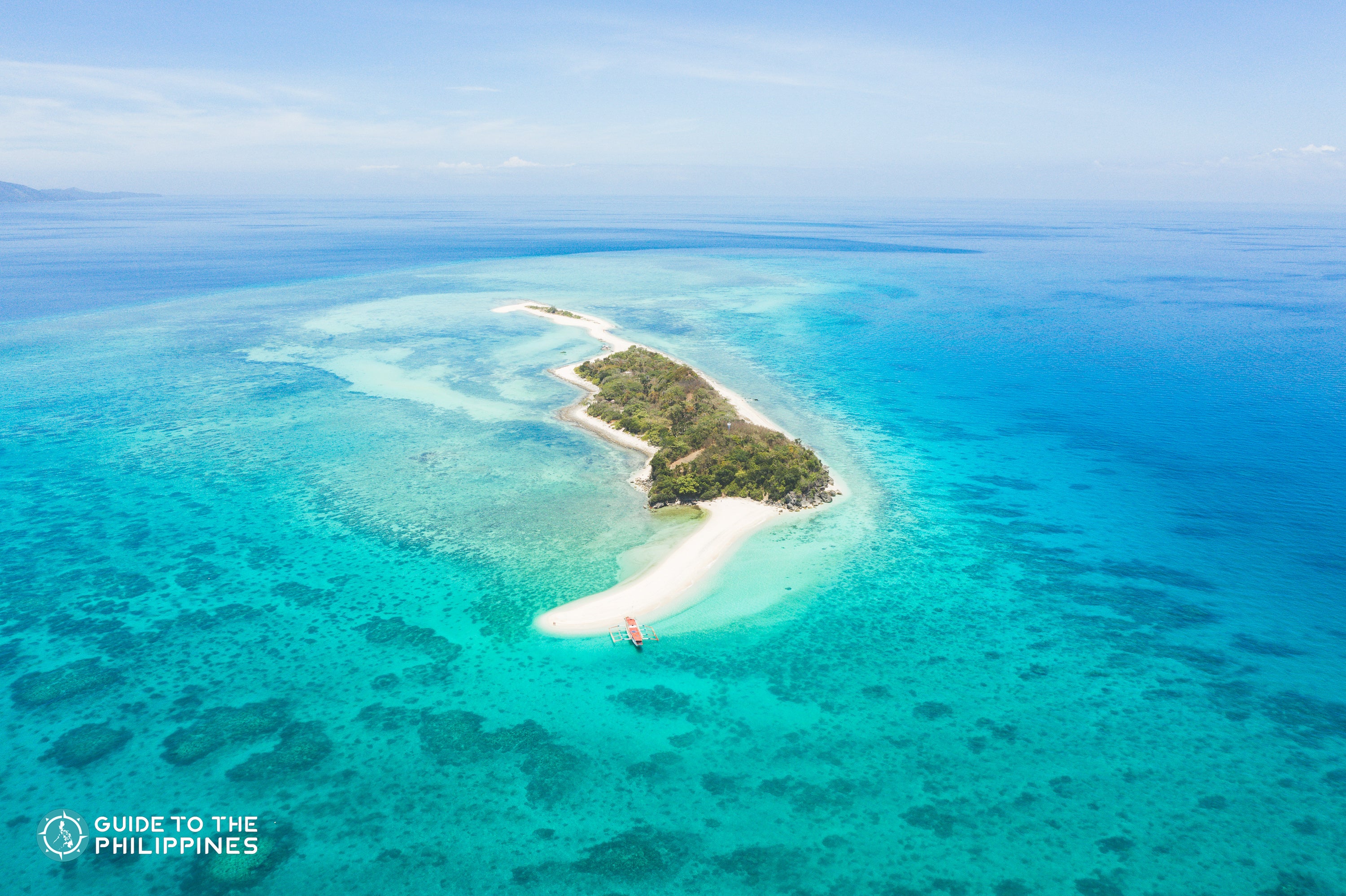 Aerial view of Cresta de Gallo Island