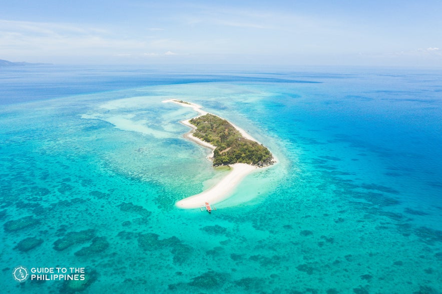 Aerial view of Cresta de Gallo Island Aerial view of Cresta de Gallo Island