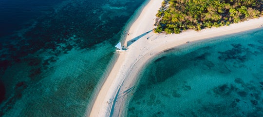 TopBanner_Aerial view of Bonbon Island's sandbar-2.jpg