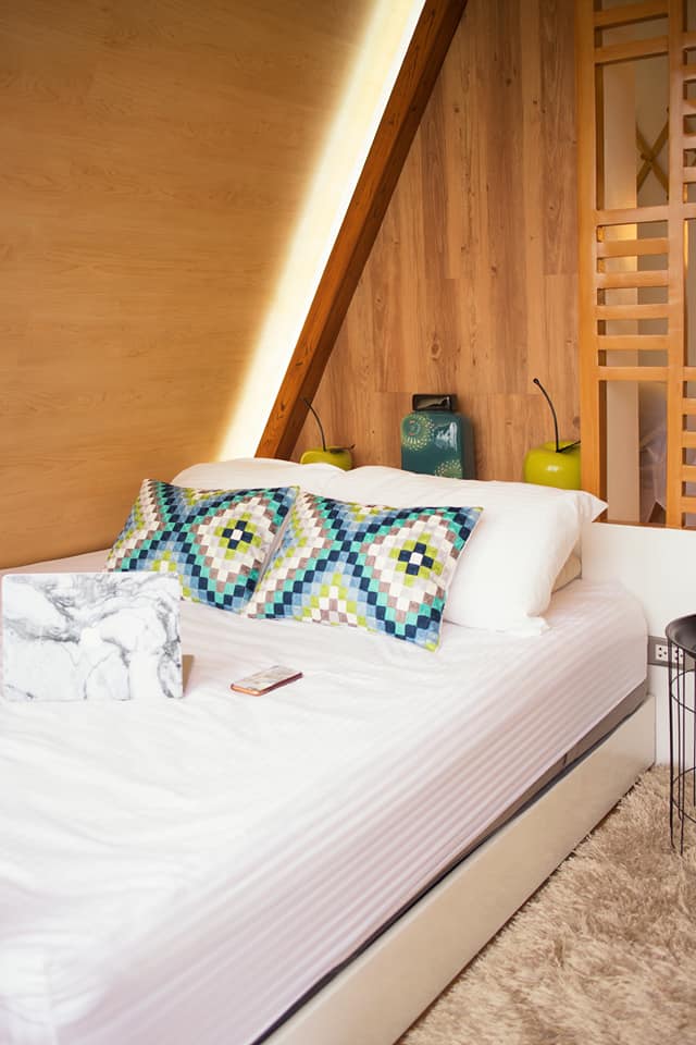 Interior of a cabin at Noni&rsquo;s Resort