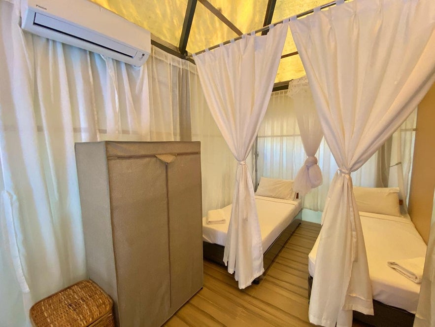 Interior of Playa La Caleta's family glamping tent Interior of Playa La Caleta's family glamping tent