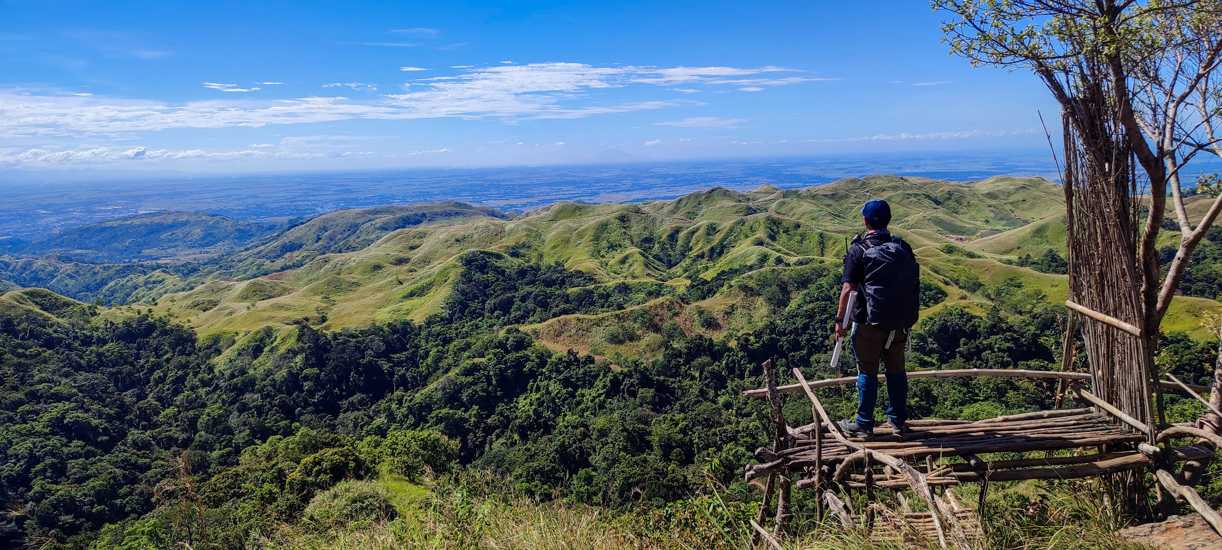 Keep your worries away and have a minor day beginner-friendly hiking at Nueva Ecija Mt. 387 and Aloha Falls