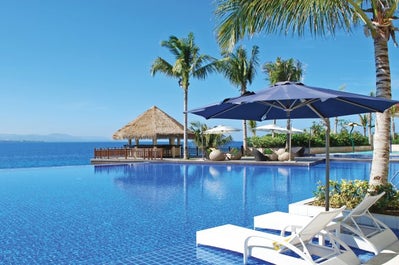 pool area at Dusit Thani Mactan