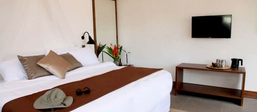 8-Day Palawan Island Package in Coron Town's Top Beaches with The Funny Lion Hotel from Manila City