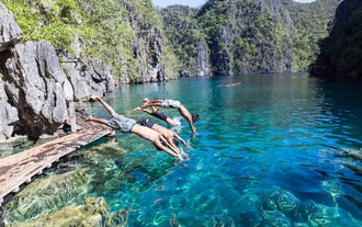 最佳的 Barkada 度假体验是在科隆凯央根湖中畅游