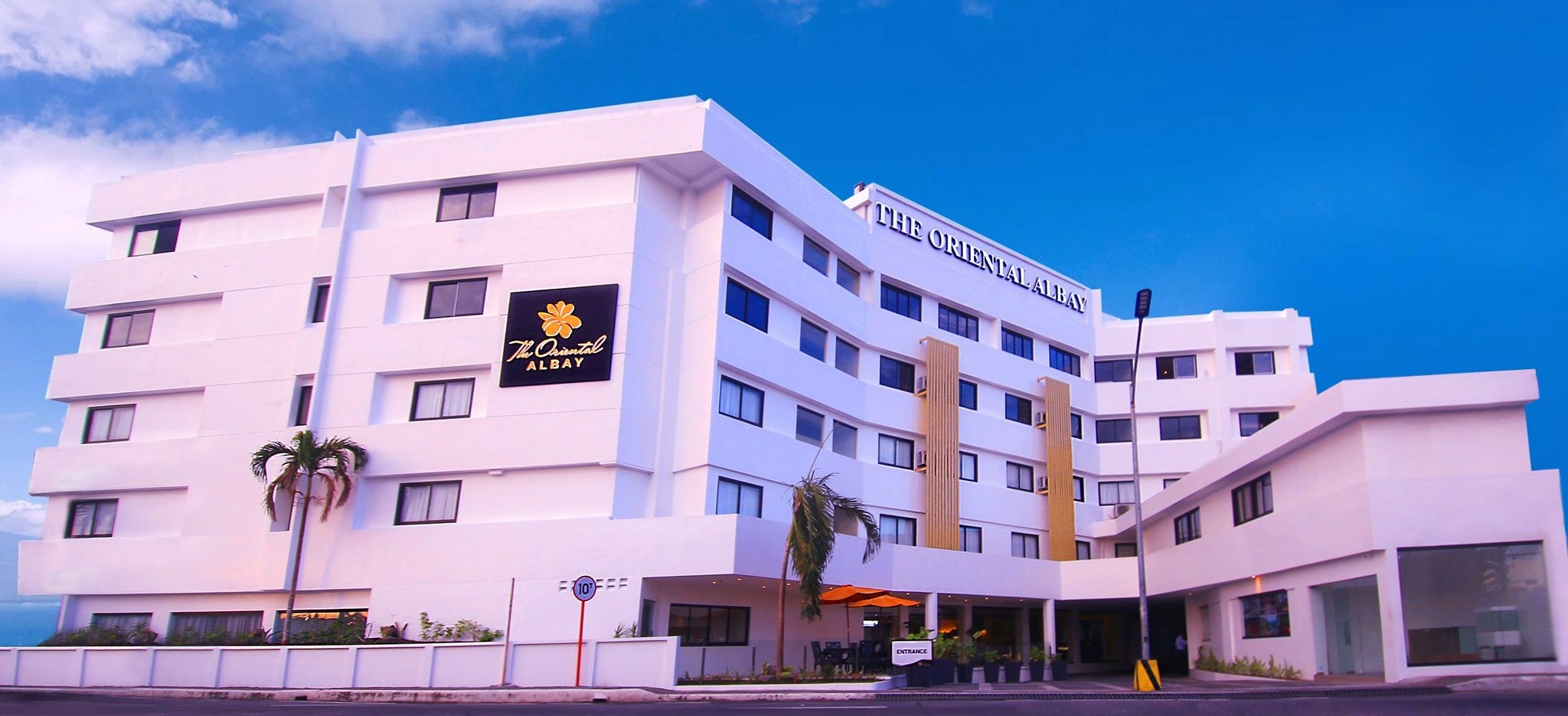 The Proxy Hotel by The Oriental Legazpi offers cozy accommodation during this top tour package to Albay Province.