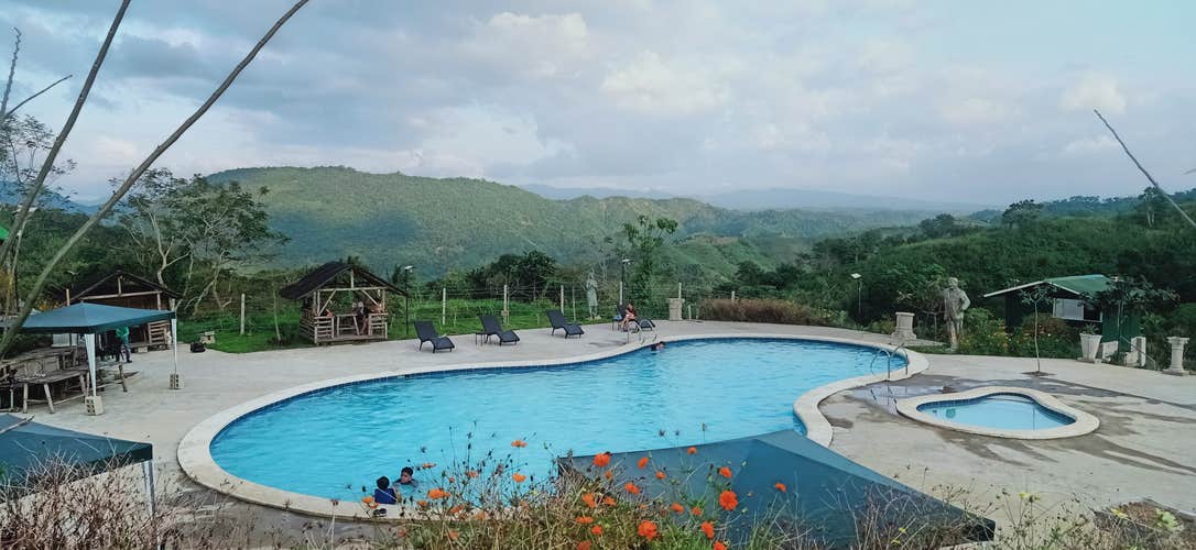 Swim and relax at Maximus Resort