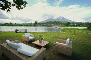 Lounge at Sumlang Lake with some complimentary snacks